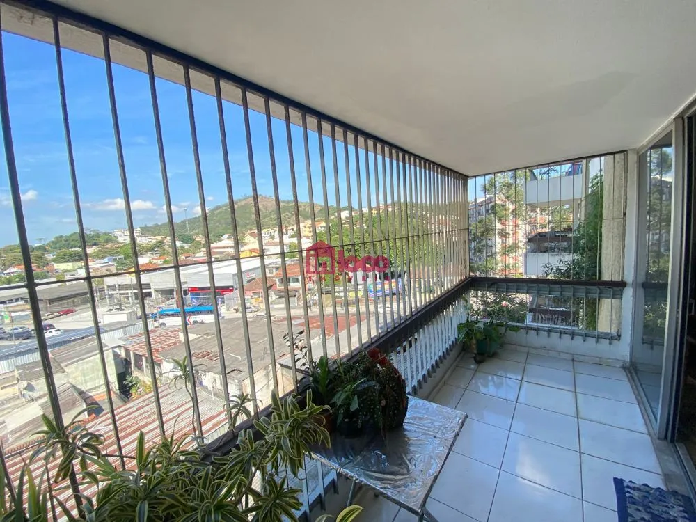 Apartamento, 3 quartos, 184 m² - Foto 2