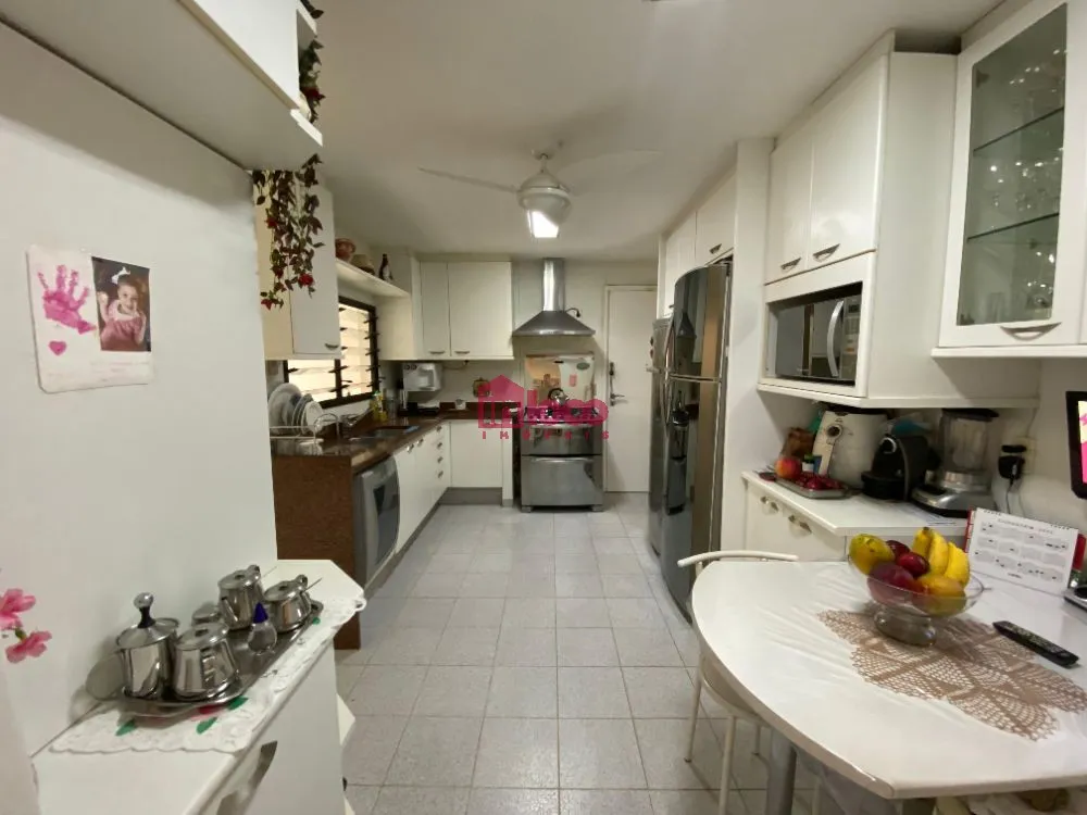 Apartamento, 4 quartos, 226 m² - Foto 8