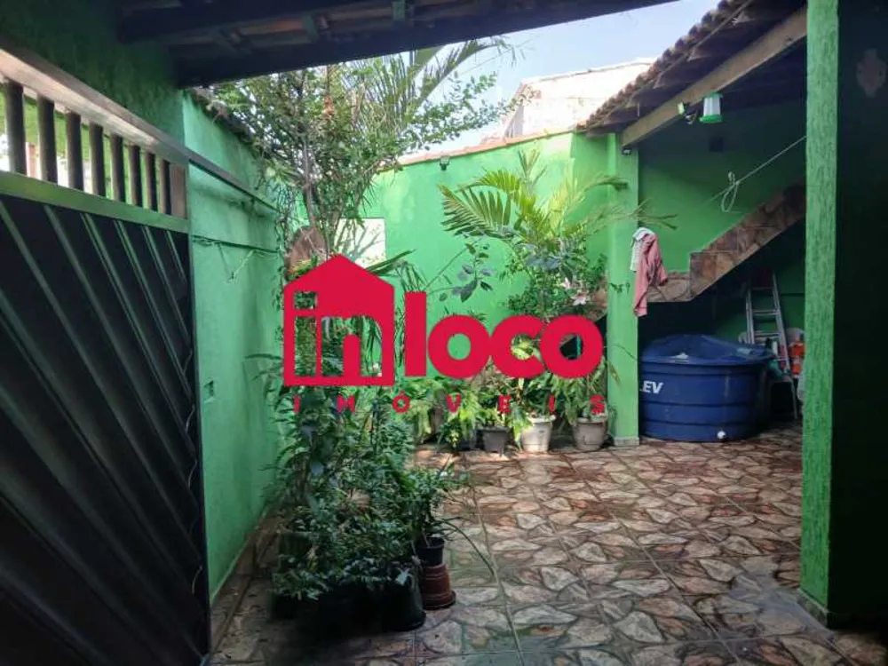 Casa, 3 quartos, 200 m² - Foto 1