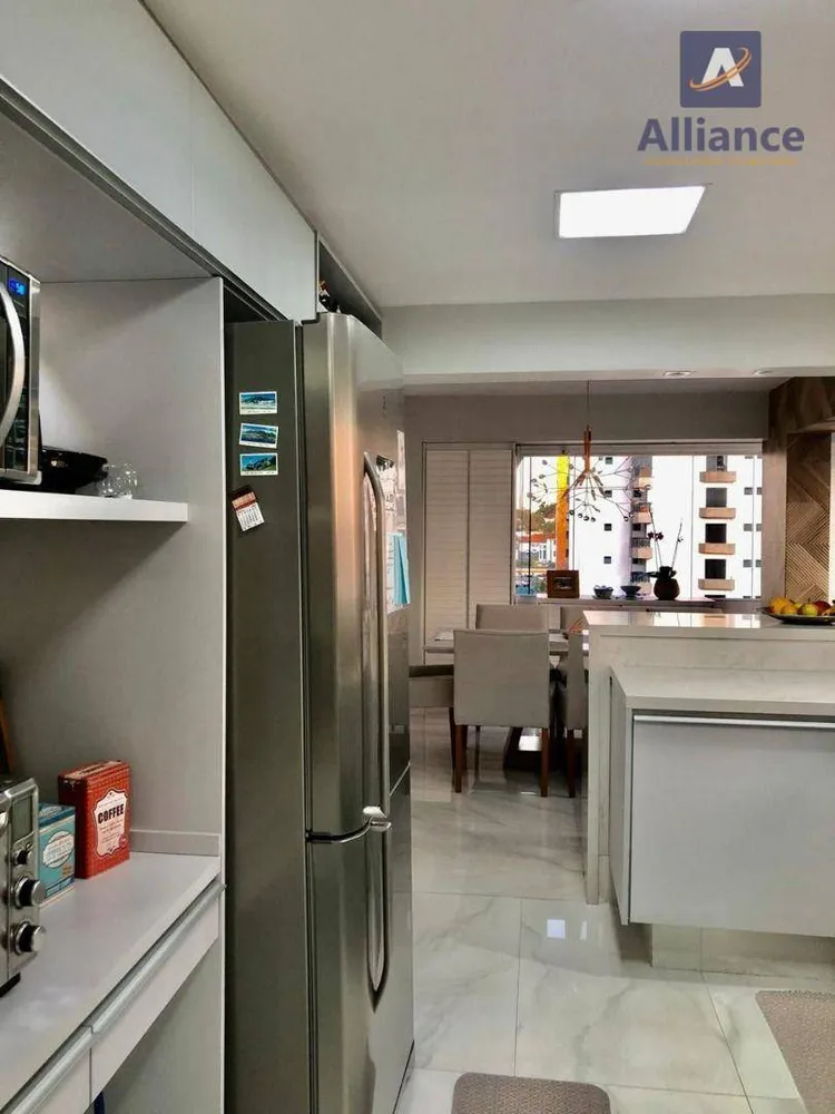 Apartamento, 4 quartos, 198 m² - Foto 8