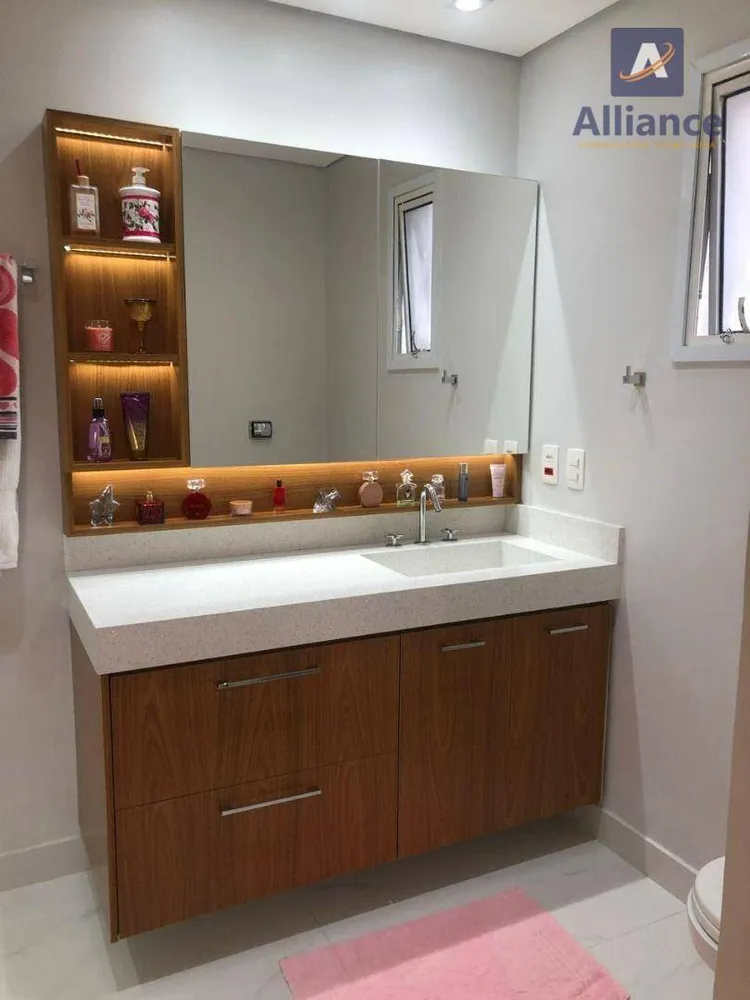 Apartamento, 4 quartos, 198 m² - Foto 1