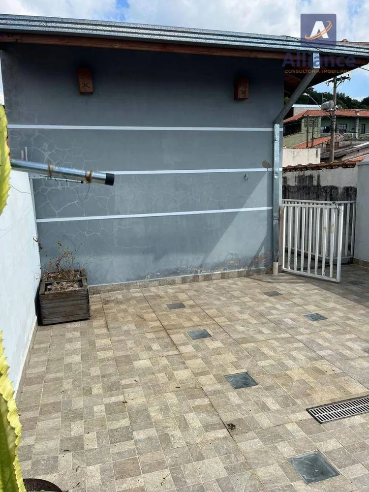 Casa, 4 quartos, 141 m² - Foto 1