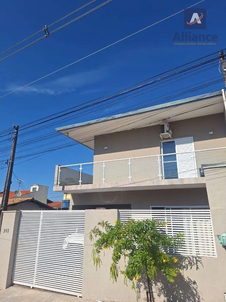 Casa, 4 quartos, 180 m² - Foto 2