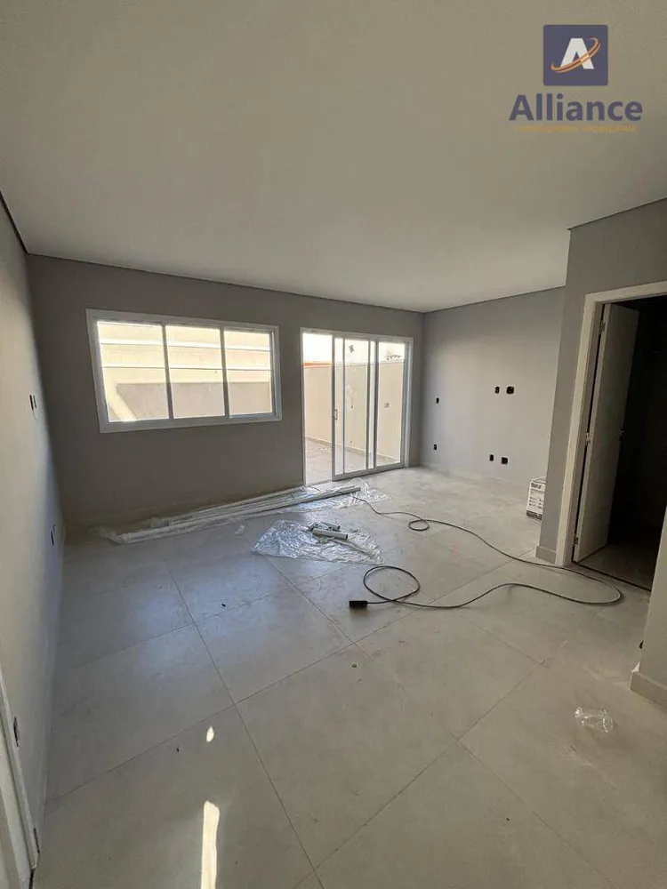 Casa, 3 quartos, 83 m² - Foto 1