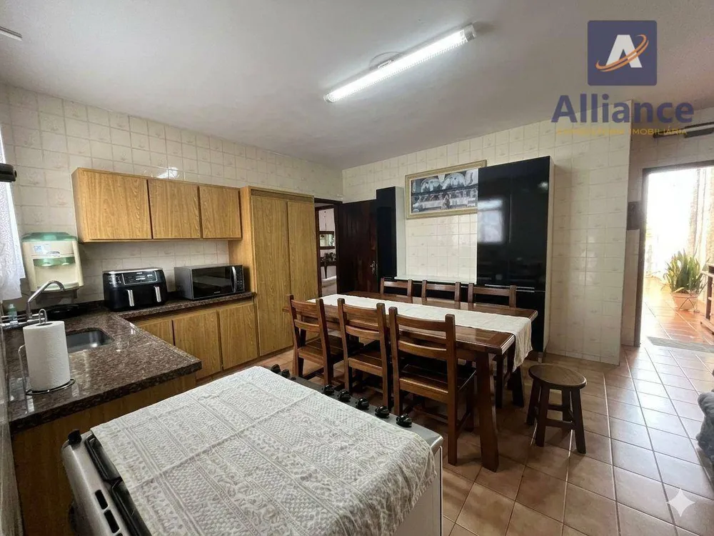 Casa, 3 quartos, 145 m² - Foto 2