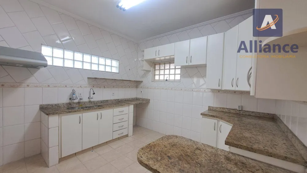 Casa, 3 quartos, 211 m² - Foto 5