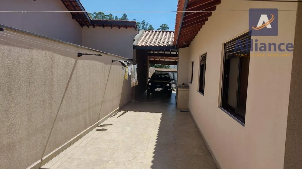 Casa, 3 quartos, 220 m² - Foto 2