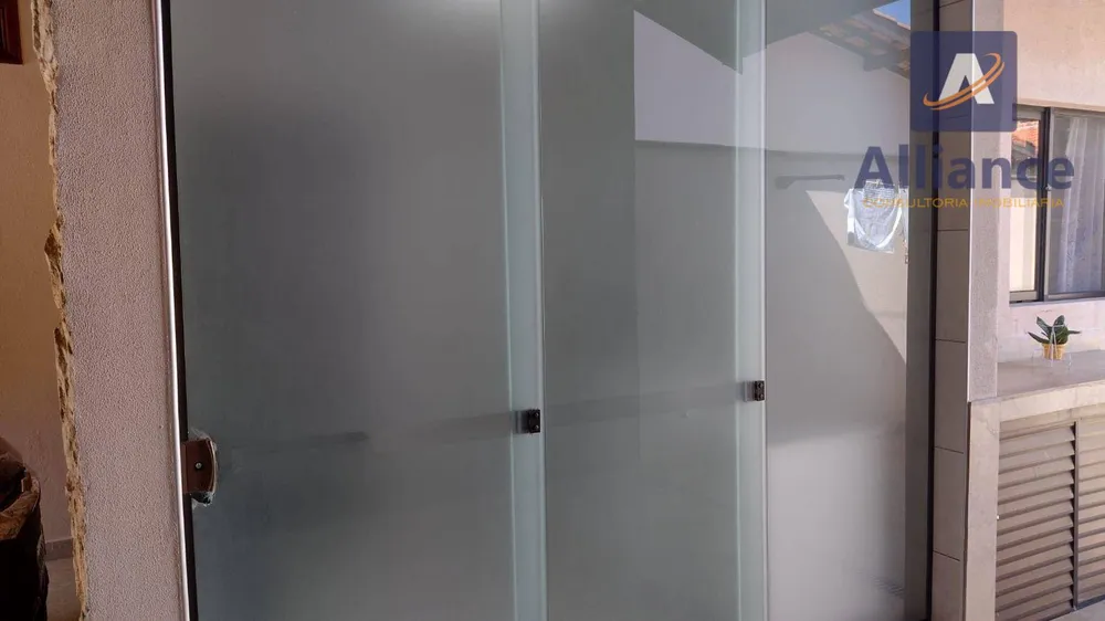Casa, 3 quartos, 220 m² - Foto 12
