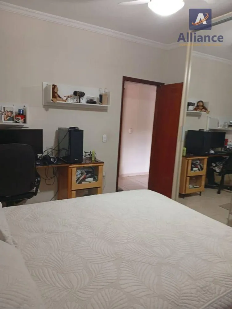 Casa, 7 quartos, 308 m² - Foto 9