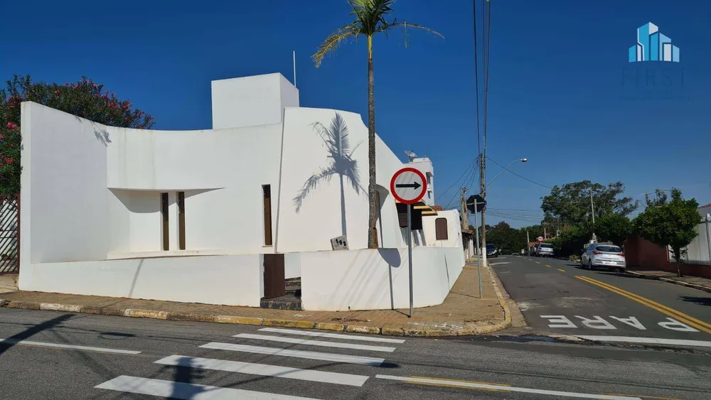 Casa, 3 quartos, 230 m² - Foto 1