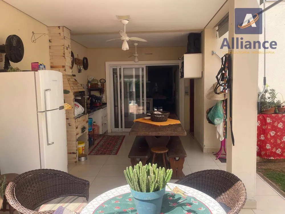 Casa, 3 quartos, 230 m² - Foto 13