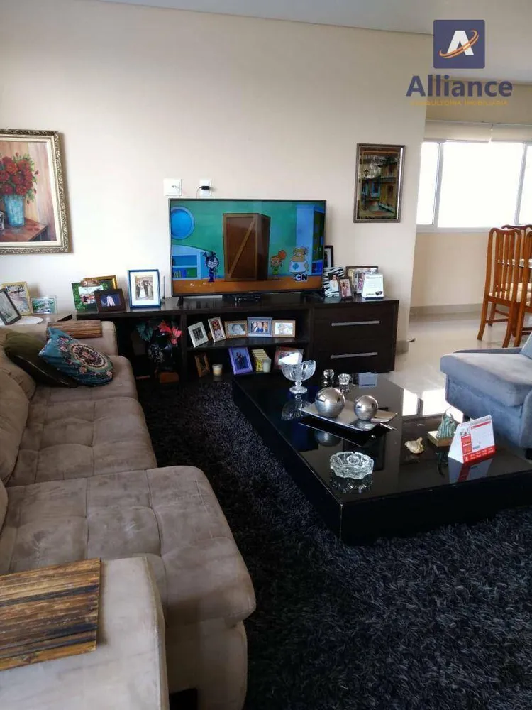 Casa, 3 quartos, 230 m² - Foto 7