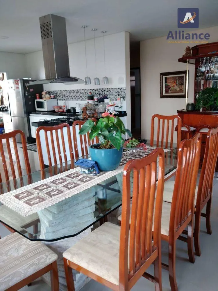 Casa, 3 quartos, 230 m² - Foto 6