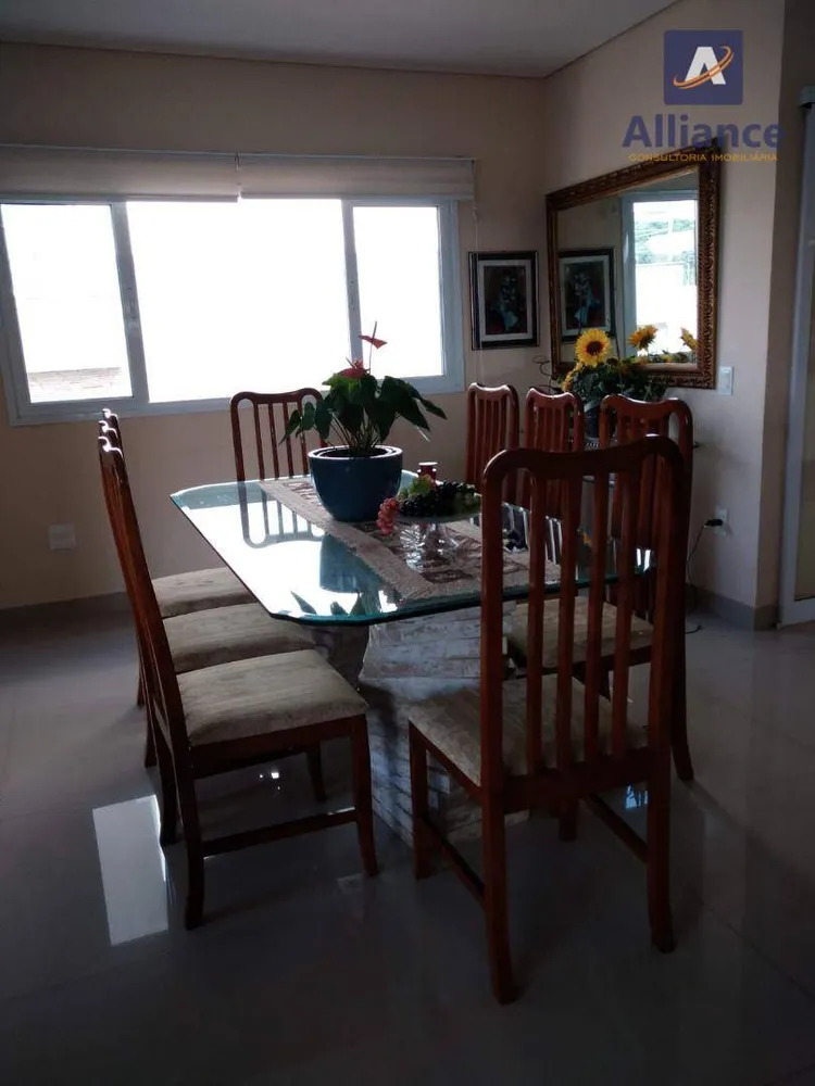 Casa, 3 quartos, 230 m² - Foto 4