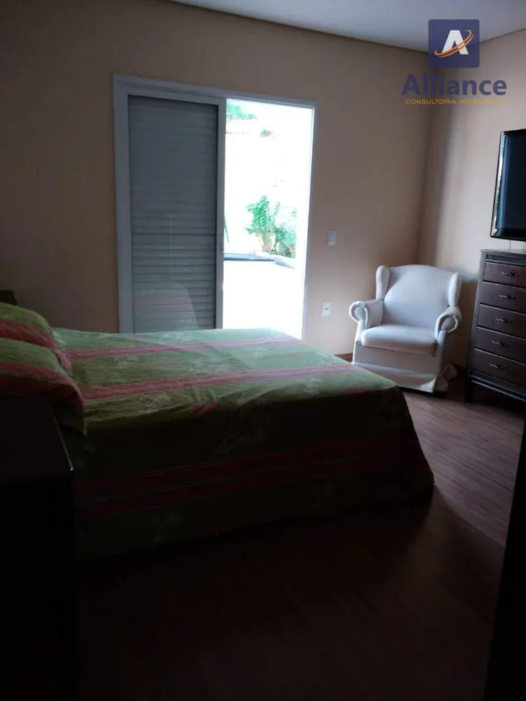 Casa, 3 quartos, 230 m² - Foto 8