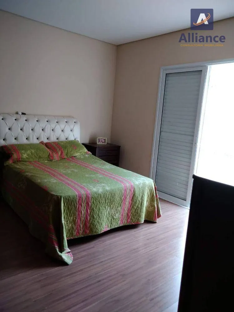 Casa, 3 quartos, 230 m² - Foto 10