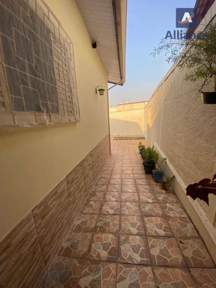 Casa, 3 quartos, 180 m² - Foto 2