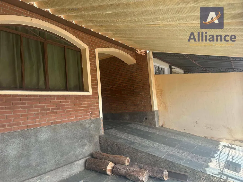 Casa, 7 quartos, 306 m² - Foto 4