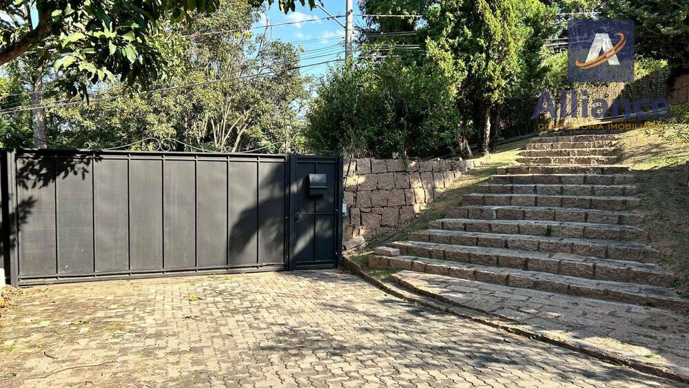 Chácara à venda com 3 quartos, 307m² - Foto 1