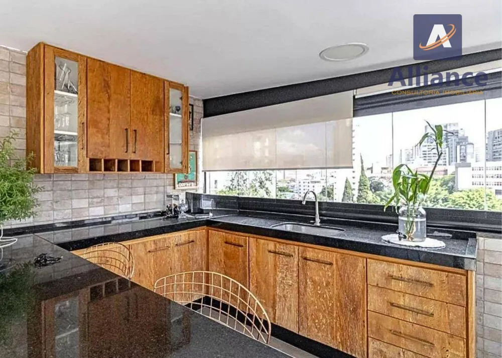 Apartamento, 3 quartos, 185 m² - Foto 1