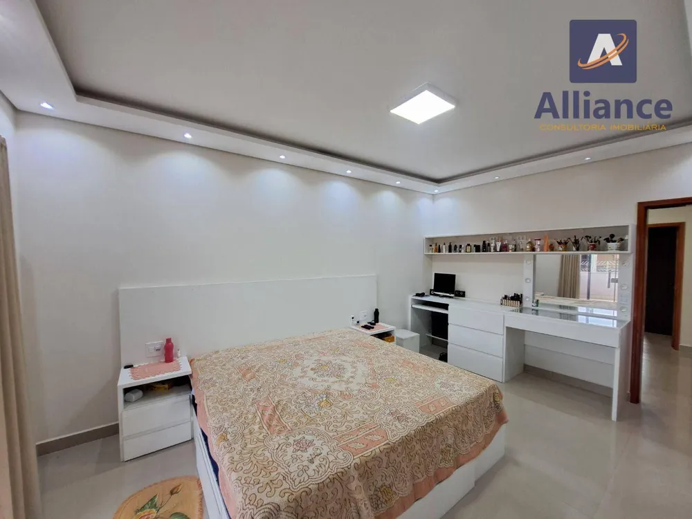 Casa, 3 quartos, 200 m² - Foto 8