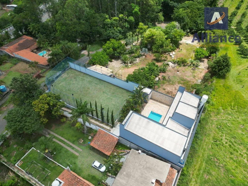 Chácara, 3 quartos, 1130 m² - Foto 2