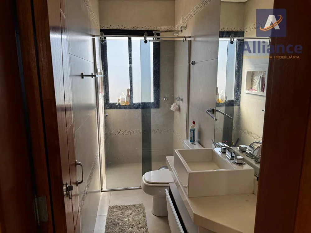 Casa, 4 quartos, 323 m² - Foto 1