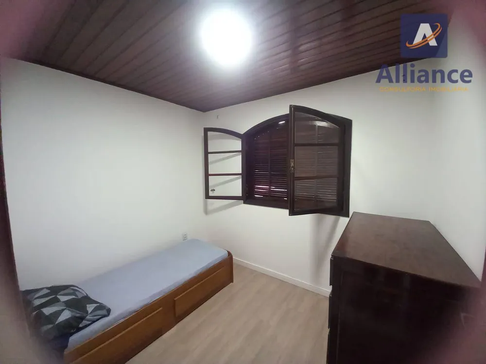 Casa, 3 quartos, 280 m² - Foto 4