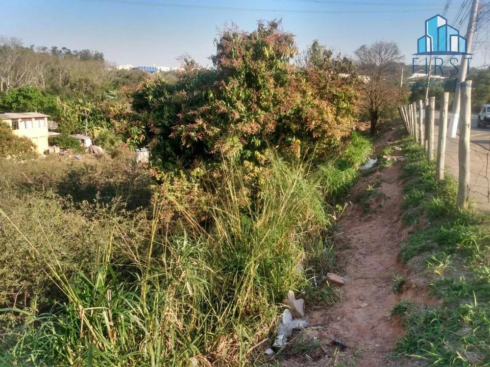 Terreno, 3702 m² - Foto 2