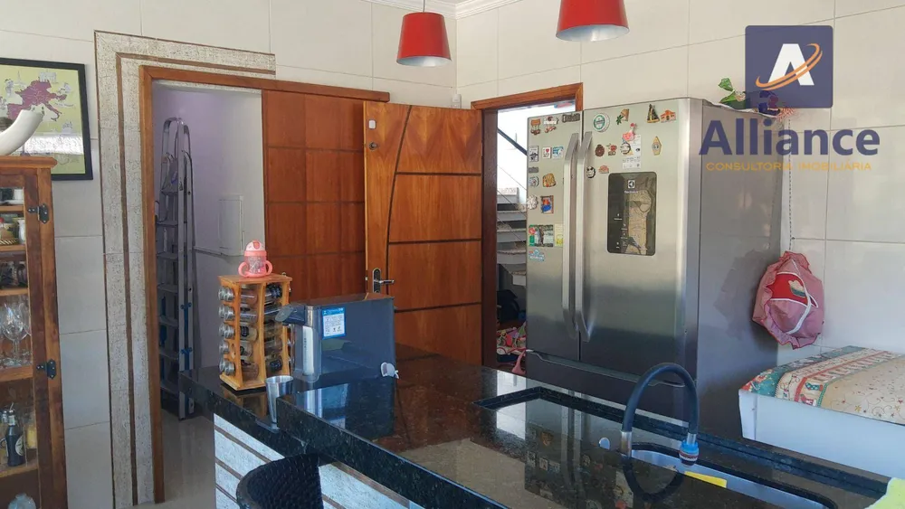 Casa, 3 quartos, 188 m² - Foto 3