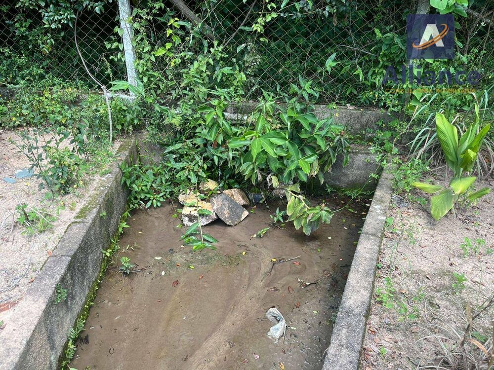 Chácara à venda com 3 quartos, 200m² - Foto 2
