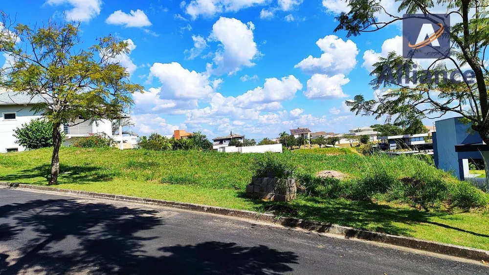 Loteamento e Condomínio, 2000 m² - Foto 1