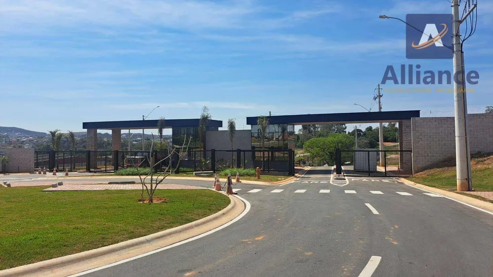Loteamento e Condomínio, 320 m² - Foto 1