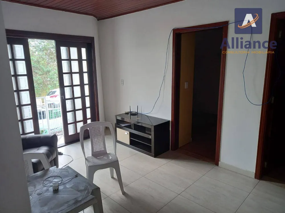 Casa, 3 quartos, 340 m² - Foto 2