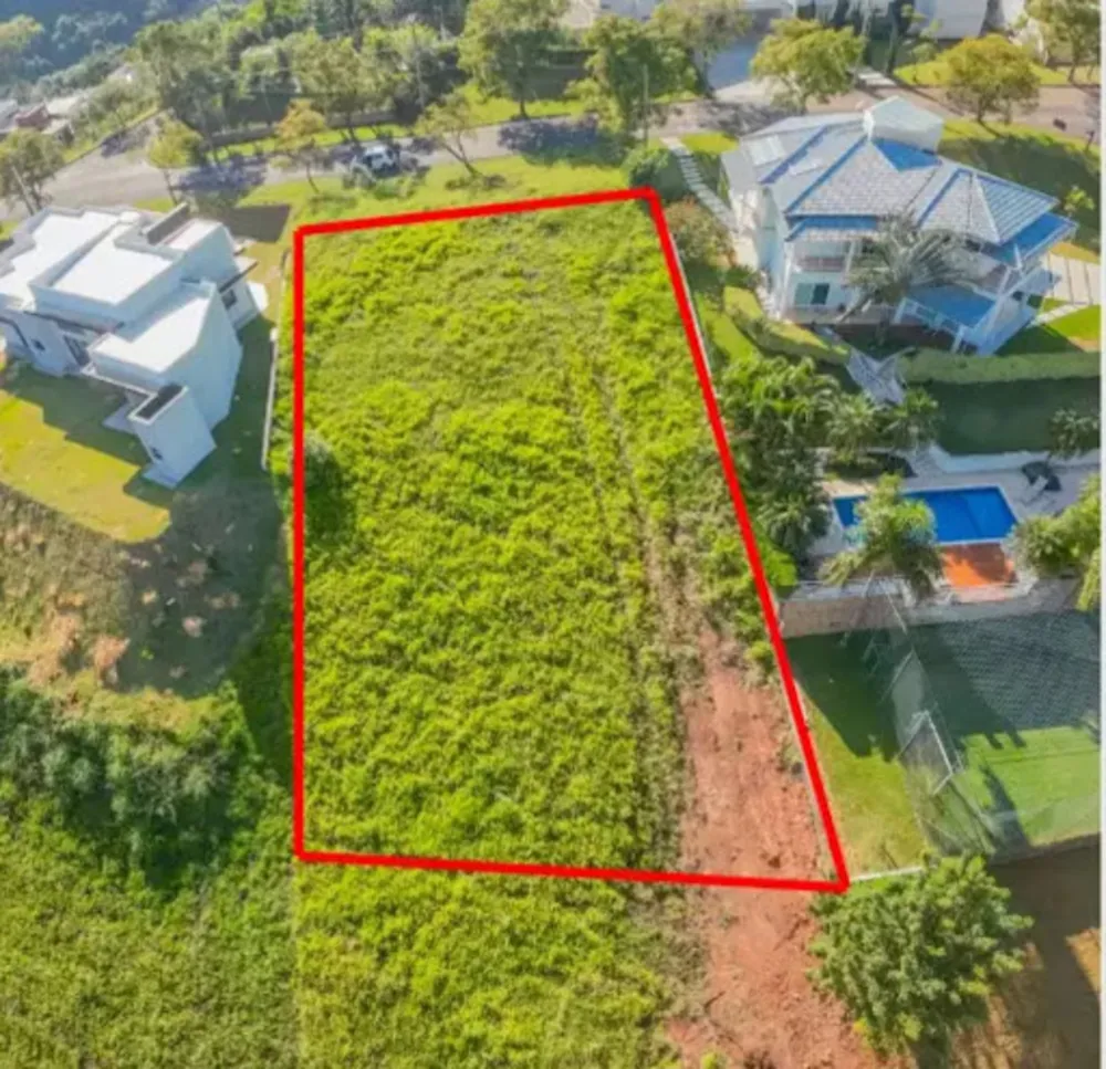 Loteamento e Condomínio, 1500 m² - Foto 1