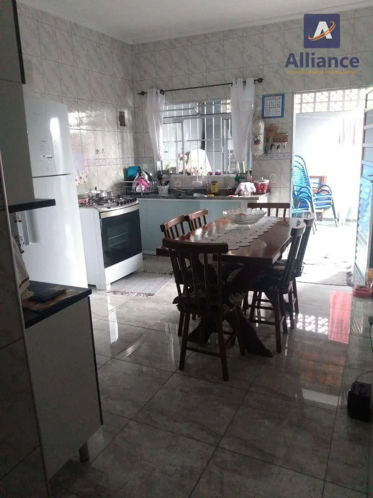 Casa, 2 quartos, 160 m² - Foto 3
