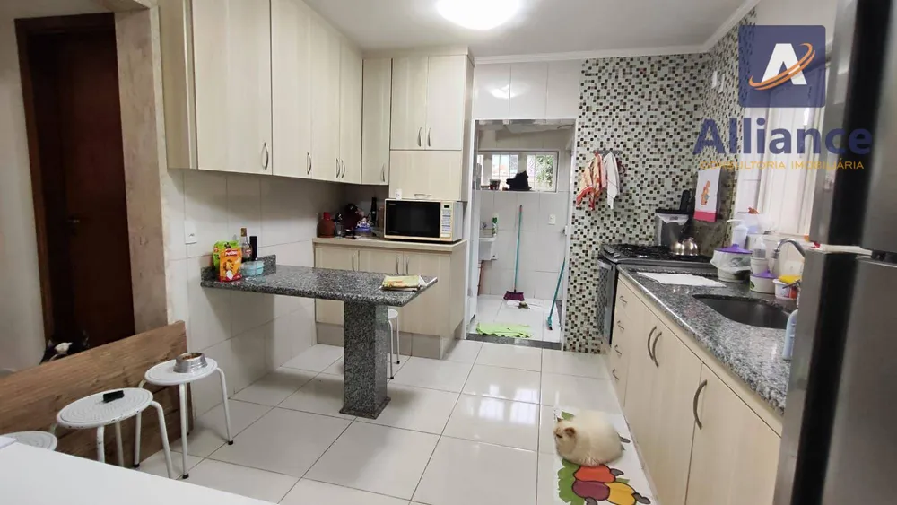 Casa, 4 quartos, 217 m² - Foto 6