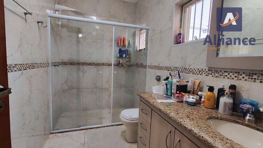 Casa, 4 quartos, 217 m² - Foto 13