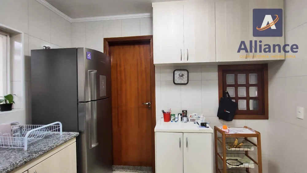 Casa, 4 quartos, 217 m² - Foto 4