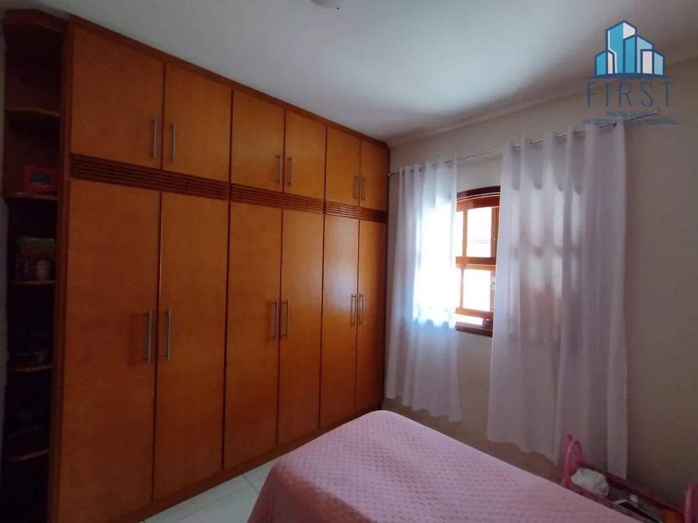 Casa, 3 quartos, 230 m² - Foto 10
