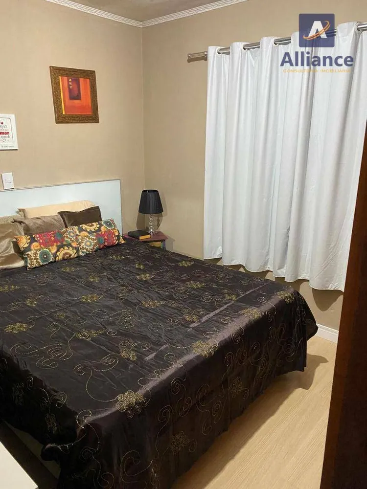 Casa, 3 quartos, 178 m² - Foto 2