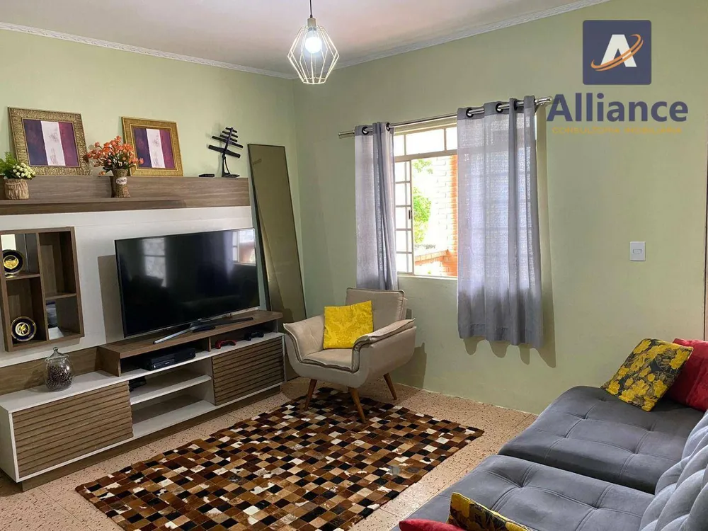 Casa, 3 quartos, 178 m² - Foto 1