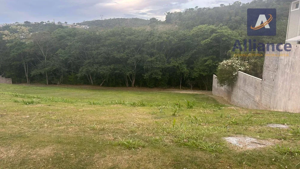 Loteamento e Condomínio, 655 m² - Foto 1
