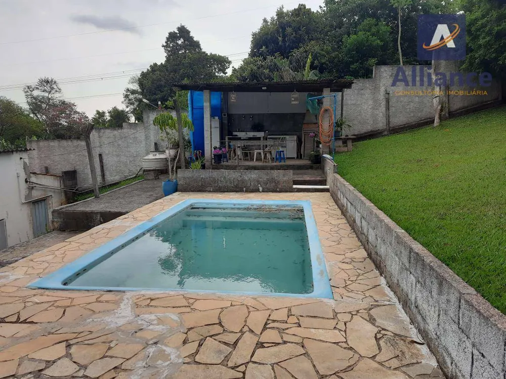 Chácara, 4 quartos, 2000 m² - Foto 1
