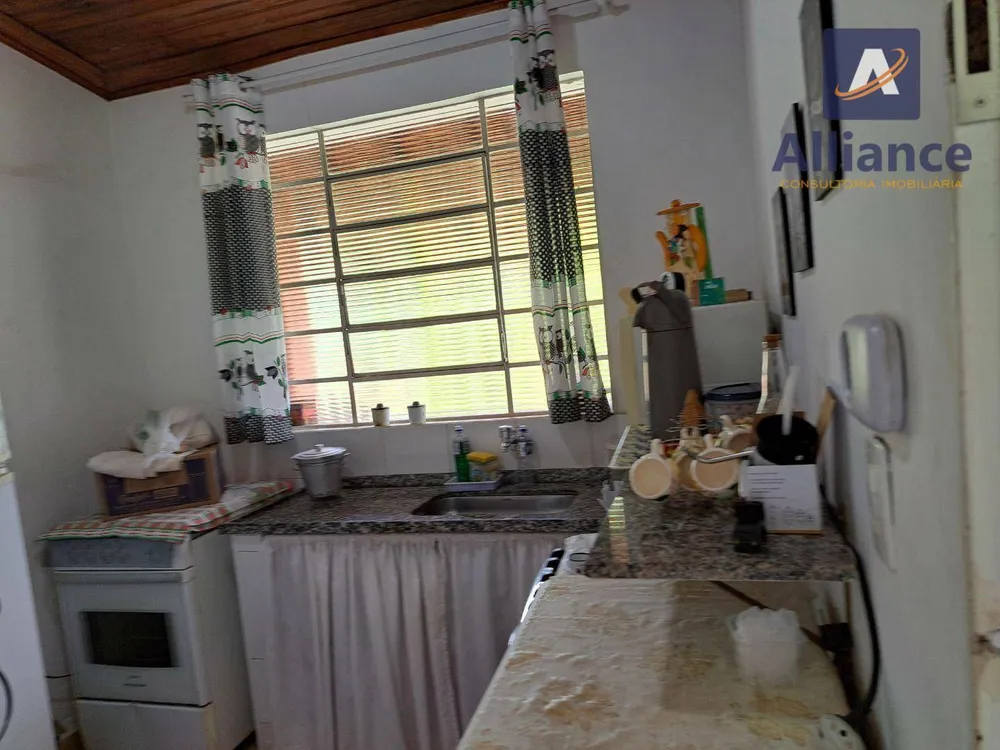 Chácara, 2 quartos, 2399 m² - Foto 1