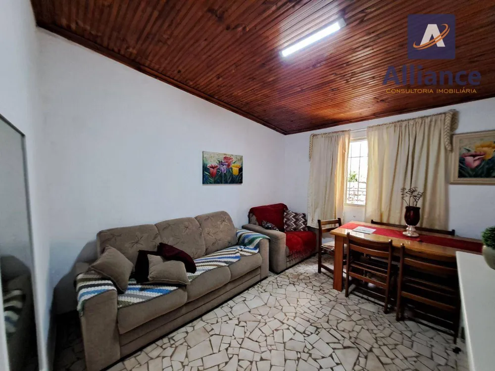 Chácara, 2 quartos, 2399 m² - Foto 2