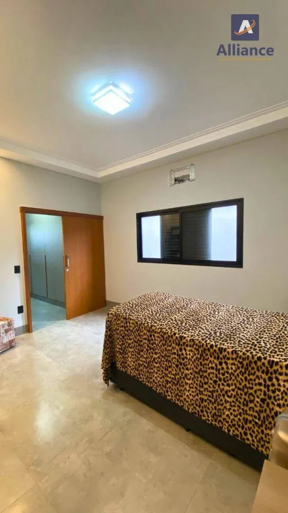 Casa, 3 quartos, 210 m² - Foto 3