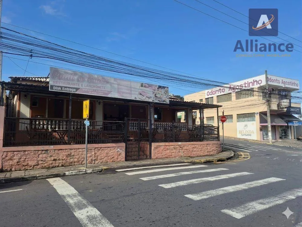 Casa, 5 quartos, 269 m² - Foto 2