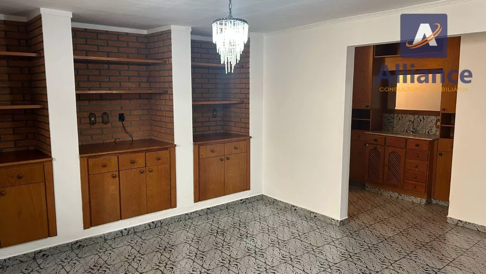 Casa para alugar com 3 quartos, 180m² - Foto 16