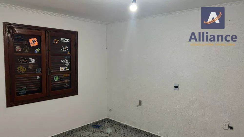 Casa para alugar com 3 quartos, 180m² - Foto 14